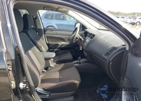 2018 Mitsubishi Outlander Sport 2.0 Es z USA, uszkodzony, nr VIN JA4AP3AUXJU000966